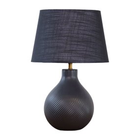 Manchester 50cm Noir De Nordic Lighting - Livr&eacute;e avec un c&acirc;ble en plastique noir de 1,8 m de long, un interrupteur et une prise.