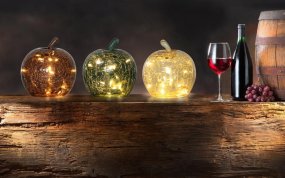 Äpple 22cm Brun lampe de table De Pixie Design - Il est &eacute;quip&eacute; d&#39;une minuterie et d&#39;un variateur pratique &agrave; 5 niveaux pour r&eacute;gler la lumi&egrave;re selon les besoins, ce qui le rend parfait &agrave; la fois comme &eacute;clairage de travail et comme &eacute;clairage de soir&eacute;e chaleureux.