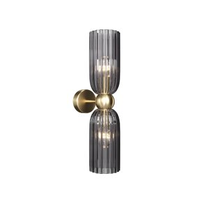 Antic 44cm Fumée applique murale De Maytoni - L'abat-jour en verre double fumé est associé à un élégant support doré, créant un équilibre harmonieux entre design moderne et charme classique.