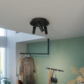 Pipeline 3 Noir mat spot De Herstal - Il est parfait pour la plupart des pièces et fournit une lumière chaleureuse et concentrée qui améliore l'atmosphère de n'importe quelle pièce.