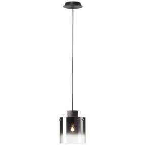 Beth Ø20 Couleur fumée suspension De Brilliant - Elle s'intègre parfaitement au-dessus de la table à manger et crée un éclairage d'ambiance dans la maison.