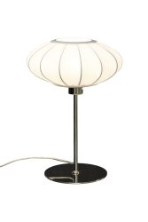 Mamsell 45cm Chrome lampe de table De Aneta Lighting - La lampe de table Mamsell est recouverte d'un tissu extensible finement plissé, qui fournit une lumière agréable et légèrement tamisée.