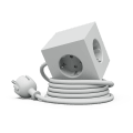 Square 1 with 30W Dual USBC & Magnetic base, 1.8m Gris De Avolt - Multiprise au design élégant d'Avolt avec un long câble en PVC, un cube en plastique recyclé et une plaque magnétique sur le fond pour l'accrocher au mur.