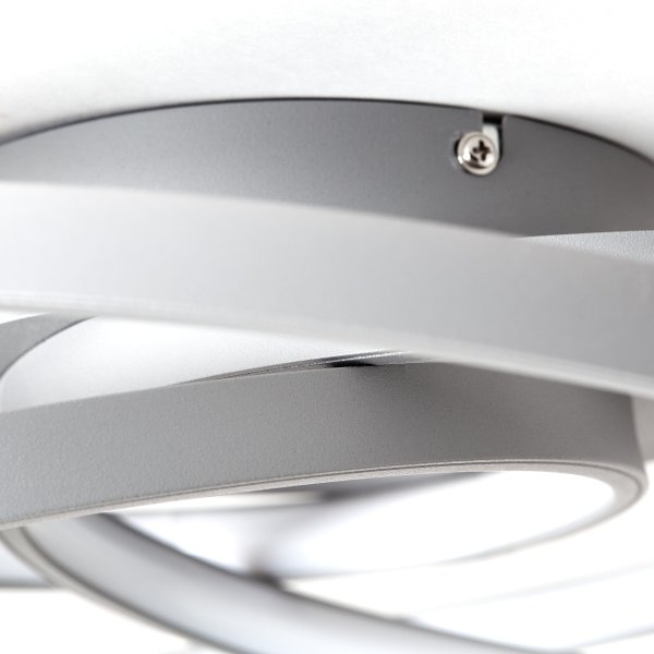 Labyrinth Ø40 Gris plafonnier De Brilliant - La couleur grise &eacute;l&eacute;gante transmet une sensation d&#39;&eacute;l&eacute;gance et de confort et la technologie LED fournit un &eacute;clairage &eacute;conome en &eacute;nergie avec une luminosit&eacute; &eacute;lev&eacute;e.