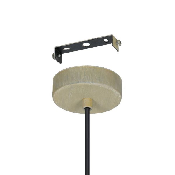 Amsfield Ø38 Nature suspension De Eglo - Cette suspension en rotin joliment tressé diffuse une lumière chaleureuse et naturelle qui crée une atmosphère accueillante dans la pièce.