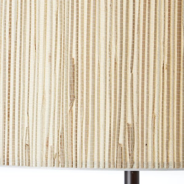 Wimea Nature lampadaire De Brilliant - Ce matériau naturel et durable pousse rapidement, peut être cultivé sur des terres non propices à la production alimentaire et apporte une atmosphère chaleureuse et naturelle à tout intérieur.