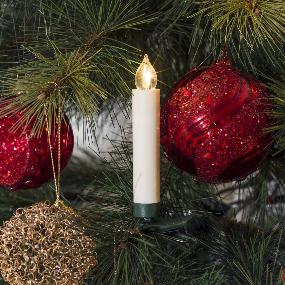 Kit d'extension 5LED à piles Blanc De Konstsmide - Agrandissez votre guirlande lumineuse de No&euml;l gr&acirc;ce &agrave; ce kit d'extension pratique contenant 5 guirlandes suppl&eacute;mentaires.