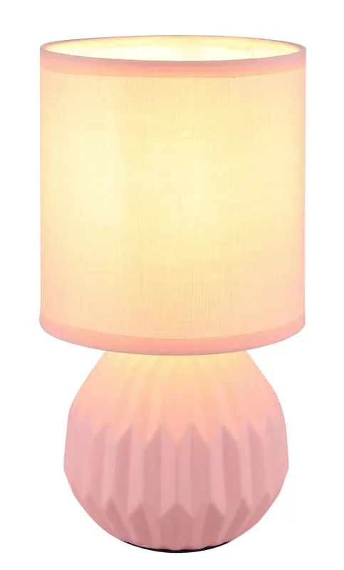 Sylas 23cm Rose lampe de table De Globo Lighting - Den rundade keramiska basen i elegant rosa och den matchande cylindriska textilsk&auml;rmen skapar en harmonisk och modern estetik.