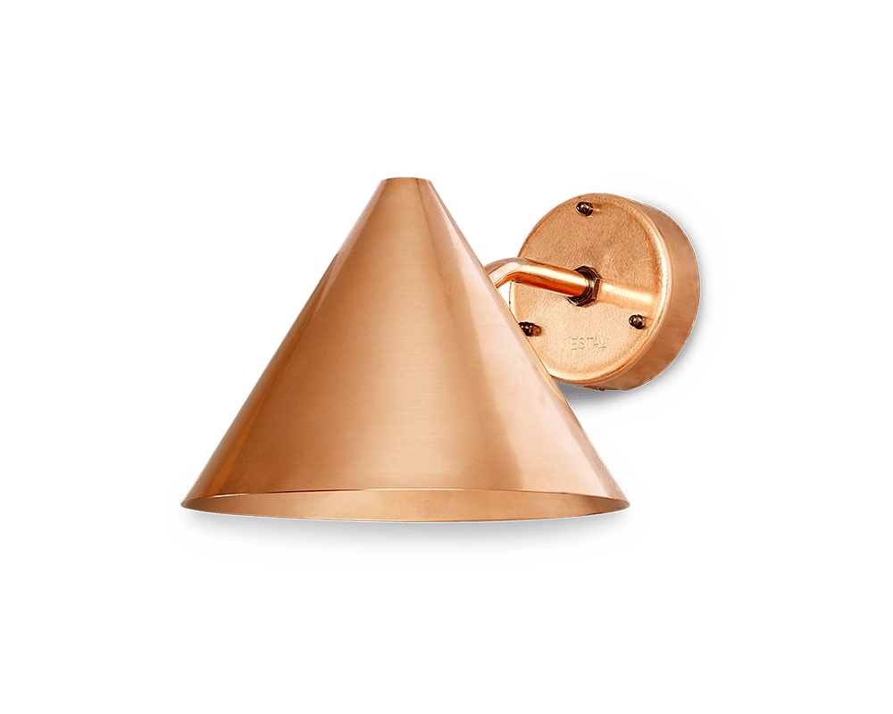 Tratt Cuivre brut lampe d’extérieur De Westal - L'applique murale entonnoir est une applique murale orient&eacute;e vers le bas avec un motif lumineux circulaire en cuivre brut pour une durabilit&eacute; accrue et une longue dur&eacute;e de vie.