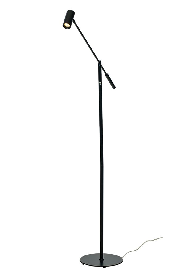 Concord Noir lampadaire De Aneta Lighting - La tête de la lampe et le bras sont tous deux réglables, ce qui vous permet de diriger facilement la lumière où vous le souhaitez.