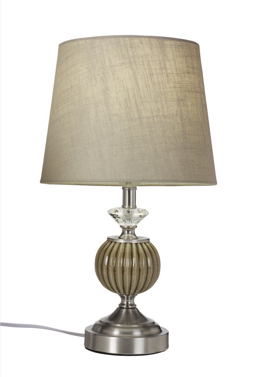 Siv 43cm Gris lampe de table De Cottex - Fabriquée en céramique grise et en métal avec une finition chromée brossée, cette lampe respire le charme classique.