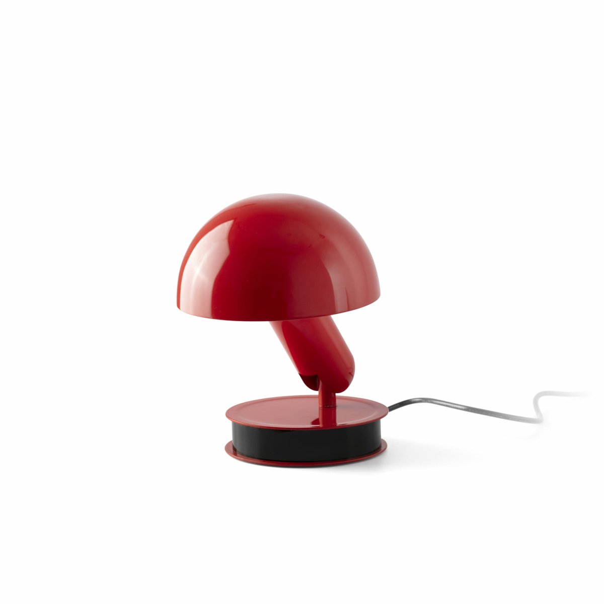 Bela 24cm ROUGE lampe de bureau De Faro Barcelona - Gr&acirc;ce &agrave; son socle annulaire inclus, Bela se transforme rapidement en une &eacute;l&eacute;gante lampe de table.
