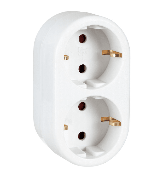 Adaptateur En Y À 2 Prises De Airam - Connecteur de d&eacute;rivation &agrave; contact de protection blanc pour utilisation en int&eacute;rieur pour c&acirc;bles avec fiches Euro ou Schuko.