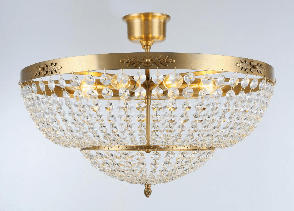 Victoria Ø55 cristal De Norrsken Design - La lampe est équipée de prismes taillés à la main en cristal K9 de classe 1, qui diffusent une lumière éblouissante et magnifique dans la pièce.