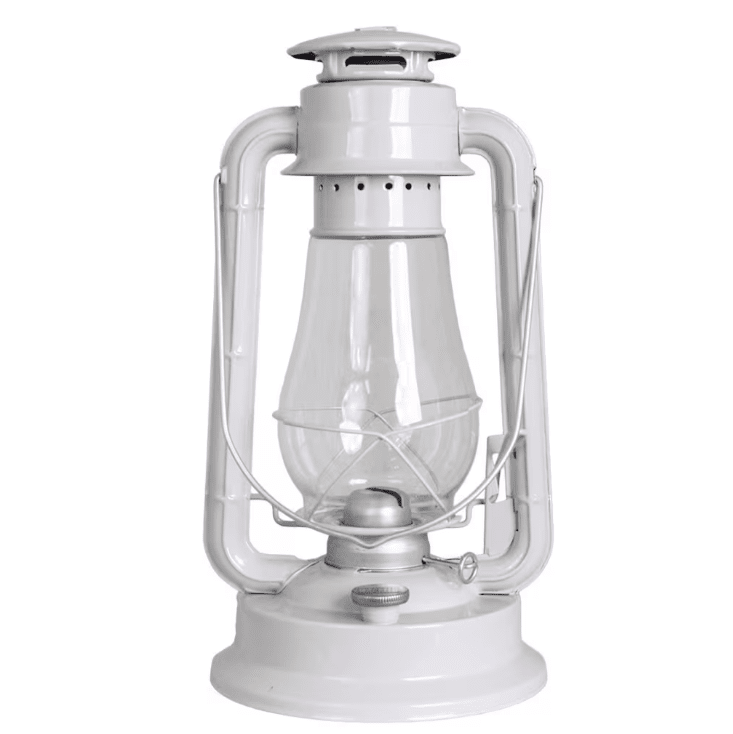 Storm Lantern big Beige De Strömshaga - Une lanterne au design classique qui s'int&egrave;gre parfaitement dans la maison de vacances, sur la terrasse ou dans le jardin.