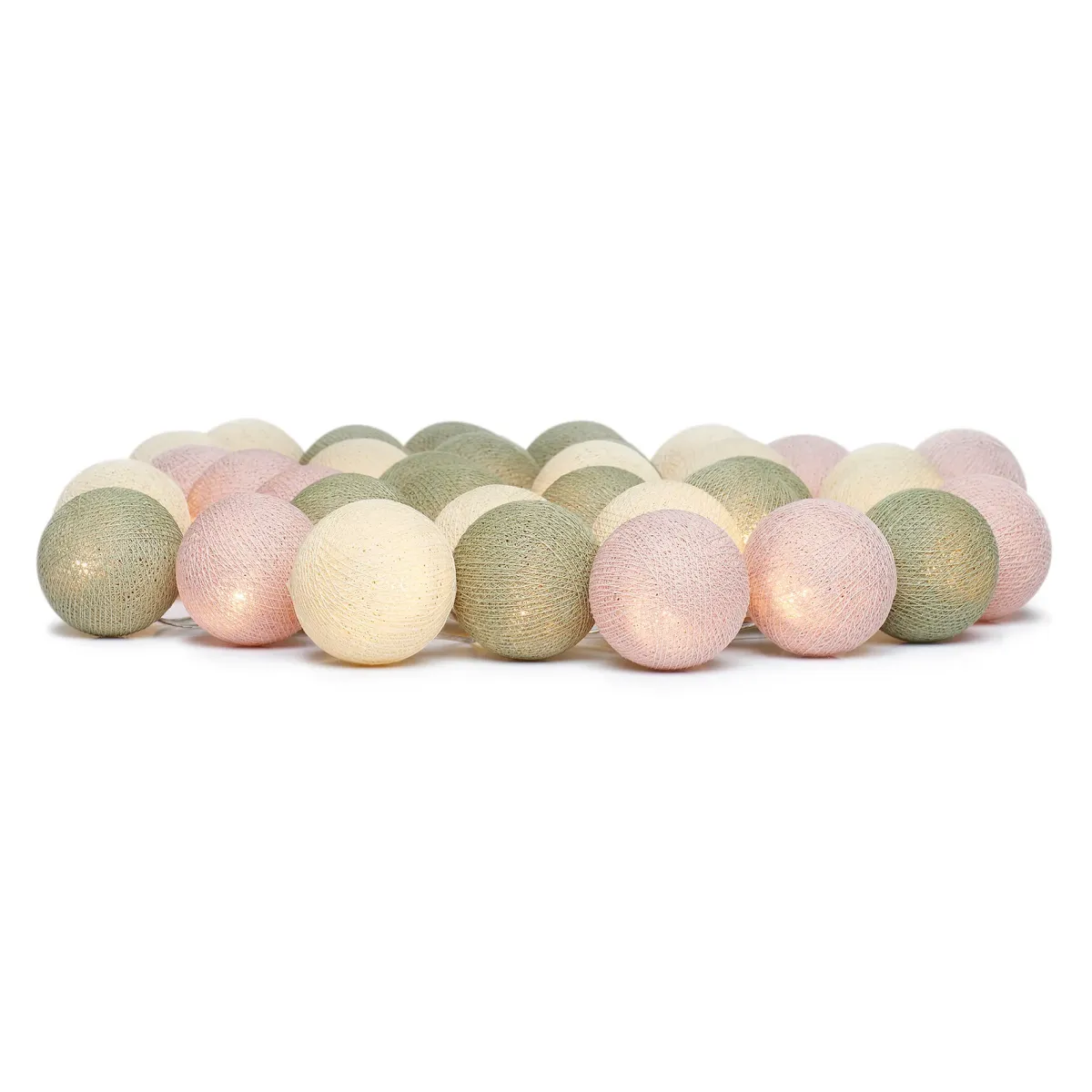 Irislights Dunes 35-lights Multicolore De Irislights - Elle est compos&eacute;e de sph&egrave;res artisanales vert clair, rose p&acirc;le et beige, qui diffusent la lumi&egrave;re LED et cr&eacute;ent un effet chaleureux et atmosph&eacute;rique.