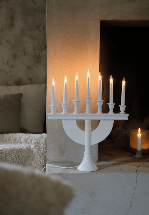 Torpa Blanc De Markslöjd - Bougeoir d&eacute;coratif de l'Avent blanc en bois.