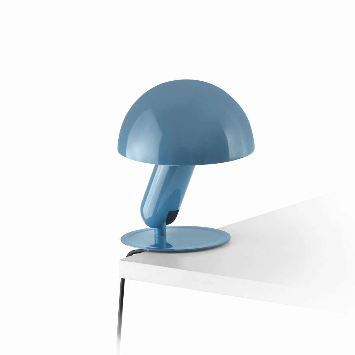 Bela 24cm Bleu lampe de bureau De Faro Barcelona - Gr&acirc;ce &agrave; son socle annulaire inclus, Bela se transforme rapidement en une &eacute;l&eacute;gante lampe de table.