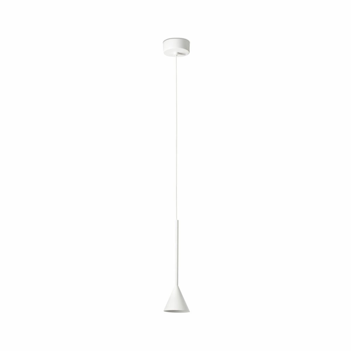 Anna Ø7 Blanc suspension De Faro Barcelona - Son design &eacute;l&eacute;gant la rend id&eacute;ale pour mettre en valeur des zones ou des d&eacute;tails pr&eacute;cis d'une pi&egrave;ce&nbsp;: parfaite au-dessus des meubles de cuisine, des tables, ou comme &eacute;clairage d'appoint dans les salons et les couloirs.