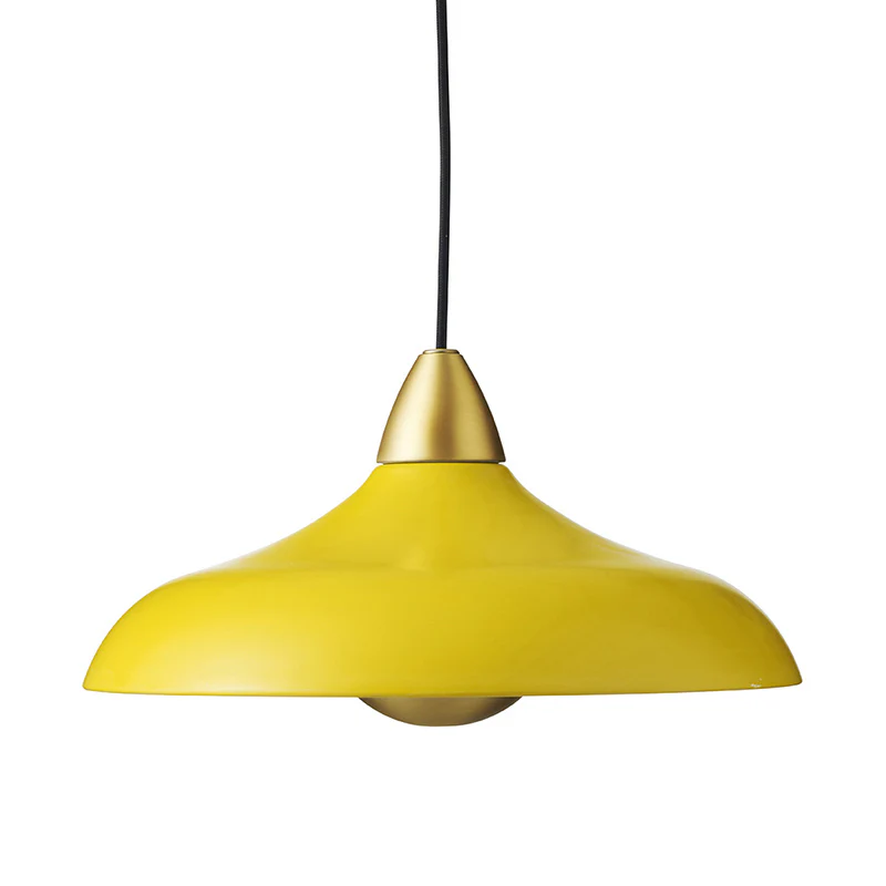 Urban Wide Ø36 Jaune suspension De Superliving - Embellissez votre maison avec la suspension moderne Urban Wide, une combinaison &eacute;l&eacute;gante de finition jaune mate et de d&eacute;tails &eacute;l&eacute;gants en laiton.