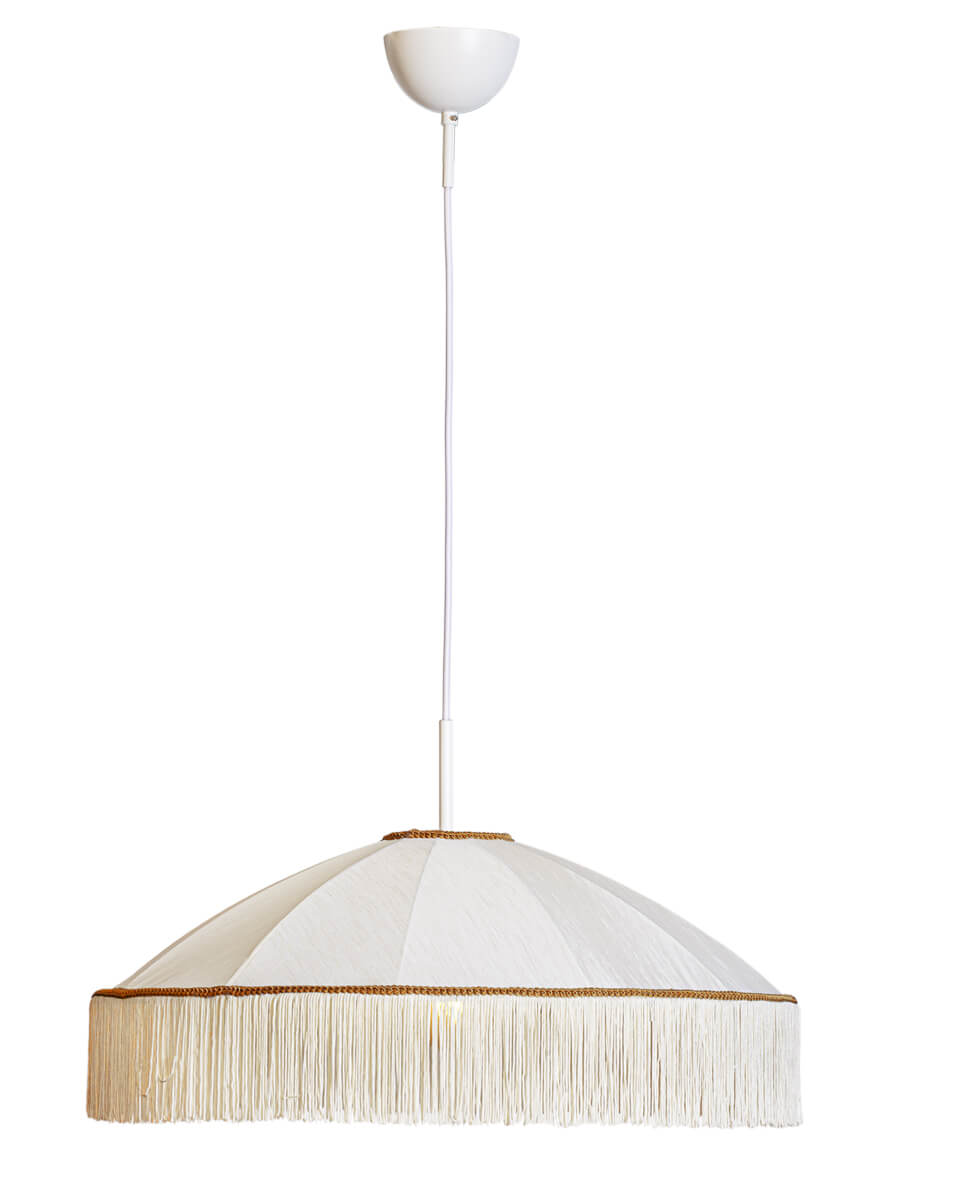 Francis Ø60 Blanc suspension De By Rydéns - Avec un diam&egrave;tre de 60 cm et une hauteur de 35 cm, Francis sera un d&eacute;tail accrocheur dans votre pi&egrave;ce.
