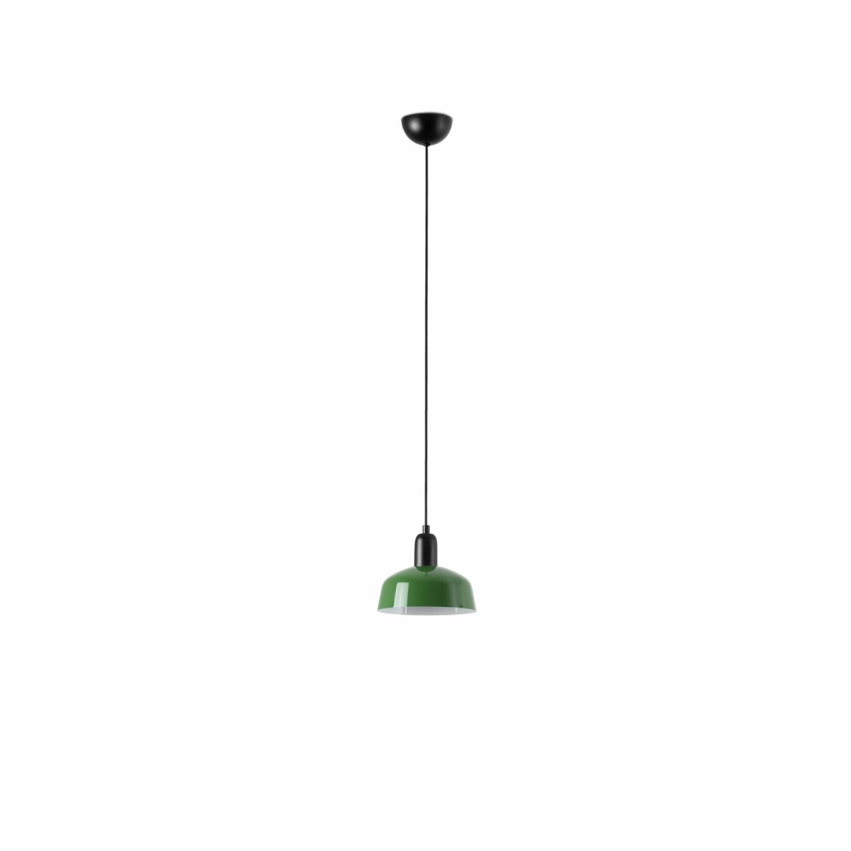 Tatawin Ø18 Vert suspension De Faro Barcelona - Tatawin est un plafonnier &agrave; la structure noire et &agrave; l'abat-jour en m&eacute;tal vert qui diffuse une lumi&egrave;re d'ambiance directionnelle.