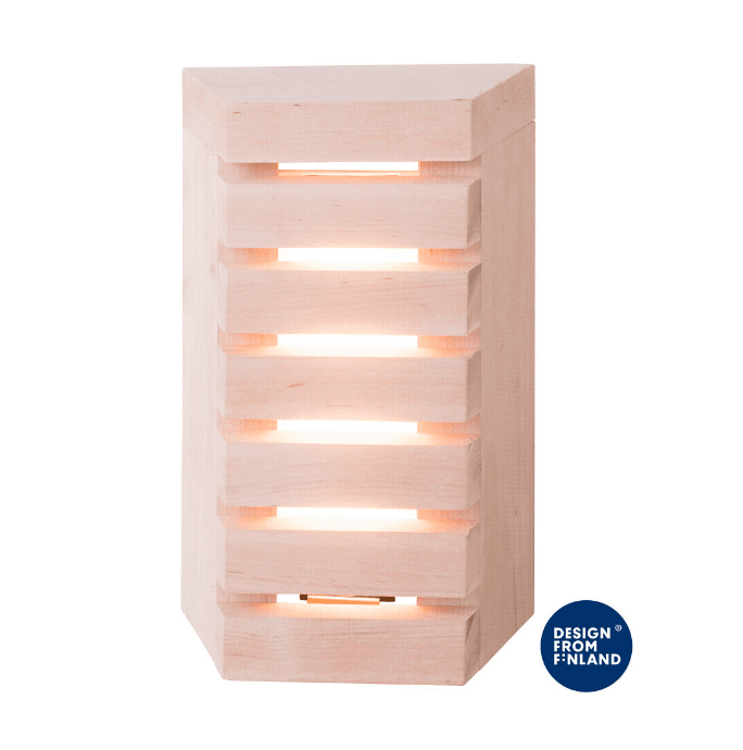 Saunaled V Bois De Airam - Le bras en bois de la lampe est fabriqu&eacute; en Finlande &agrave; partir d'aulne coll&eacute; local de haute qualit&eacute;.