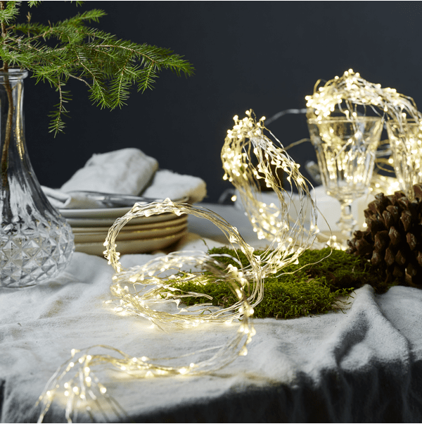 Guirlande Lumineuse Dew Drop Argent De Star Trading - Lot de 80 guirlandes lumineuses LED en forme de goutte de ros&eacute;e blanc chaud.