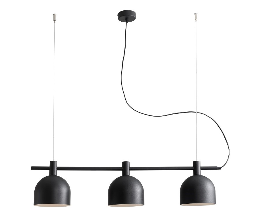  Beryl 83cm Noir suspension De Artera - Ce plafonnier élégant et fonctionnel avec trois abat-jours en métal noir est parfait pour ceux qui recherchent à la fois un design moderne et un éclairage pratique.
