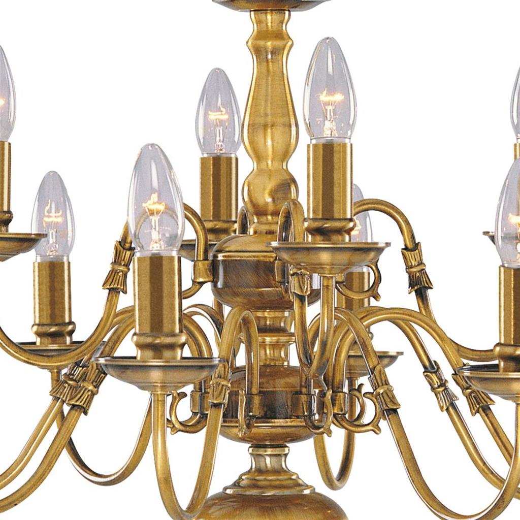 Flemish 12 Ø62 Laiton suspension De Searchlight - Dot&eacute; de douze bougeoirs classiques de style cand&eacute;labre et d'une pi&egrave;ce ma&icirc;tresse d&eacute;corative &agrave; la base incurv&eacute;e, il d&eacute;gage une impression d'&eacute;l&eacute;gance et de tradition.