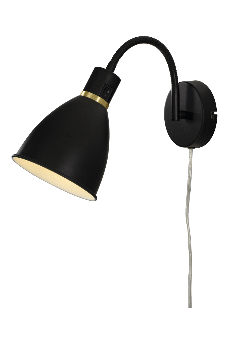 Idre Noir lampe de lecture De Aneta Lighting - L'applique murale Idre peut également être combinée avec d'autres luminaires de la famille Idre.