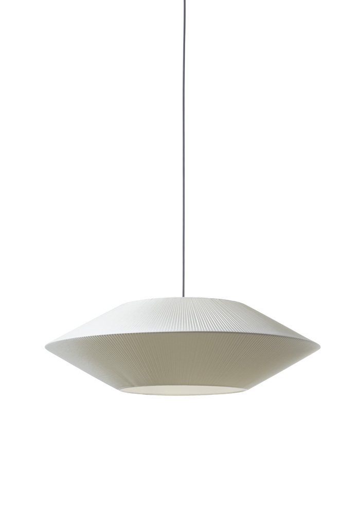 Pollux Abat-Jour S/Suspension Ø75 Blanc cassé suspension De Alde & Lind - Cet abat-jour convient &agrave; de nombreux espaces, mais est parfait pour &ecirc;tre plac&eacute; au-dessus d'une table &agrave; manger.