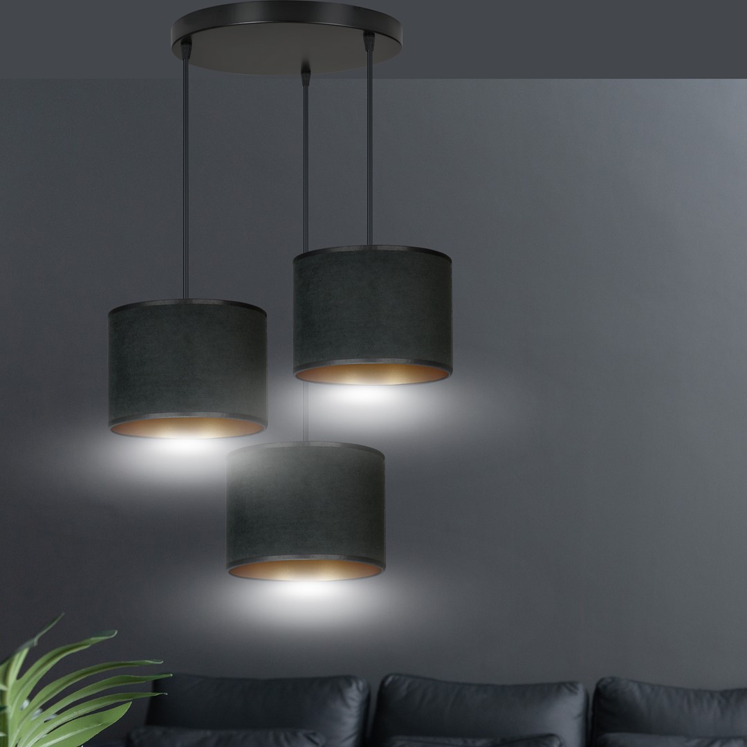 Hilde Ø50 Noir suspension De Emibig Lighting - La construction simple et la palette de couleurs &eacute;l&eacute;gante font de Hilde un choix polyvalent qui s'int&egrave;gre dans de nombreuses pi&egrave;ces et styles diff&eacute;rents.