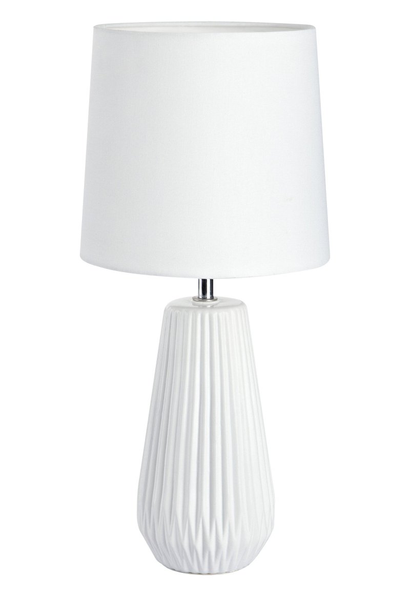 Nicci 40cm Blanc lampe de table De Markslöjd - La lampe de table Nicci est une &eacute;l&eacute;gante lampe en c&eacute;ramique blanche avec une belle coupe verticale.