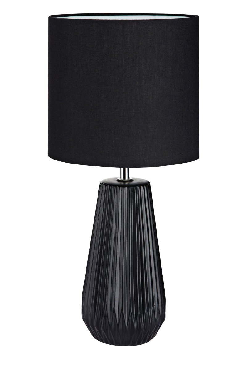Nicci 40cm Noir lampe de table De Markslöjd - Gr&acirc;ce &agrave; son design minimaliste, la lampe peut &ecirc;tre plac&eacute;e facilement et de mani&egrave;re polyvalente aussi bien dans le salon que dans la chambre, ce qui la rend particuli&egrave;rement adapt&eacute;e &agrave; ceux qui recherchent une solution d'&eacute;clairage intemporelle et fonctionnelle.