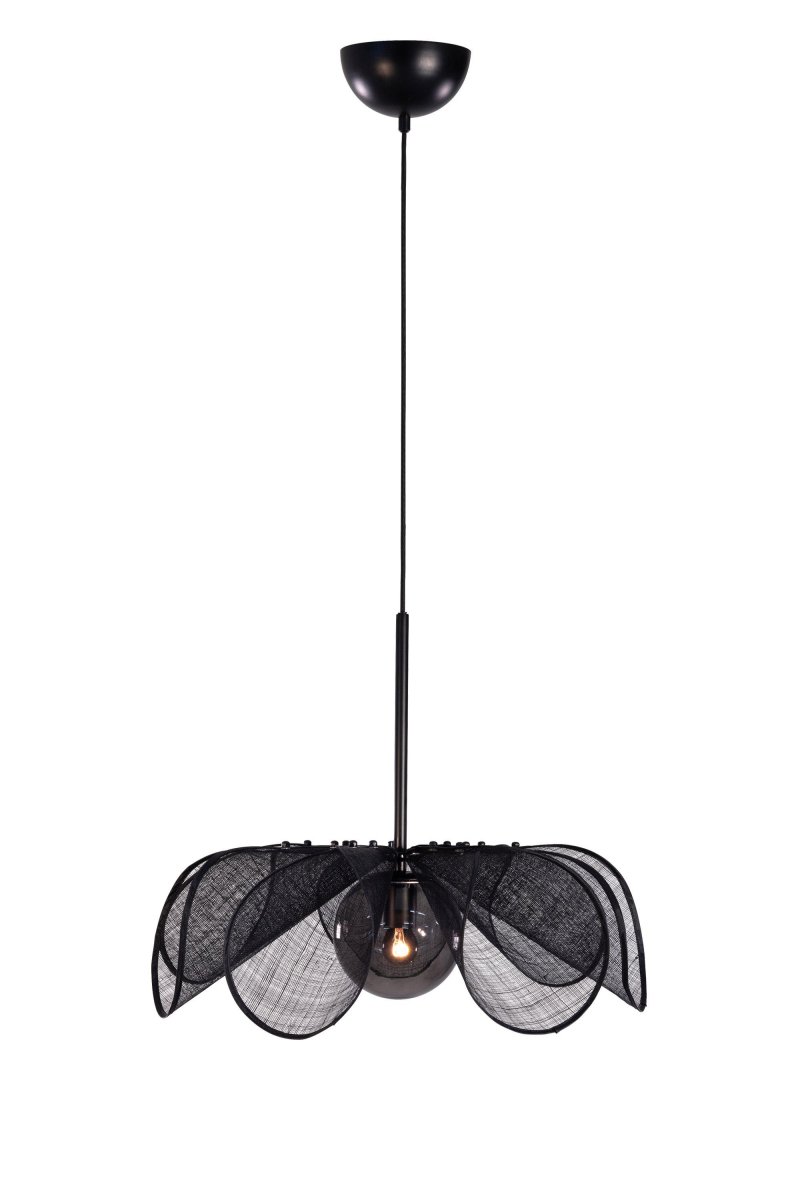 Styrka Ø63 Noir suspension De Markslöjd - Cette lampe poss&egrave;de un abat-jour en fibre de bananier qui ressemble &agrave; une fleur et un verre fum&eacute; qui cr&eacute;e une lumi&egrave;re d'ambiance.