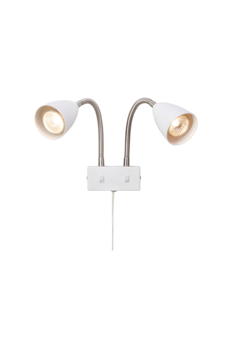 Ciro II Blanc lampe de lecture De Markslöjd - Applique murale classique et élégante à deux abat-jour et bras orientables.