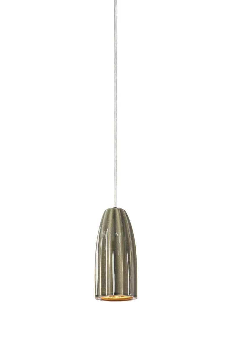 Clay Ø8 Vert lampe de fenêtre De Markslöjd - Clay est une &eacute;l&eacute;gante lampe de fen&ecirc;tre en c&eacute;ramique d'un beau vert tendre qui cr&eacute;e une ambiance douce et harmonieuse dans n'importe quelle pi&egrave;ce.