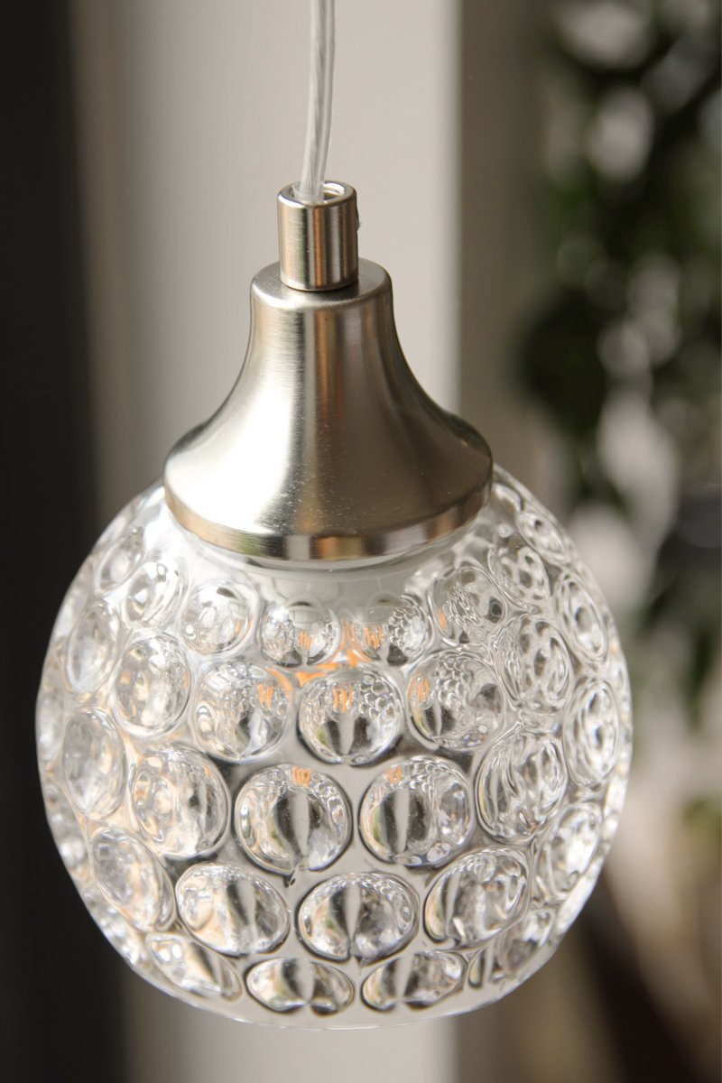 Clear Ø12 Transparent lampe de fenêtre De Markslöjd - La lampe est fournie avec un c&acirc;ble transparent de 3,5 m, un interrupteur et une prise secteur.