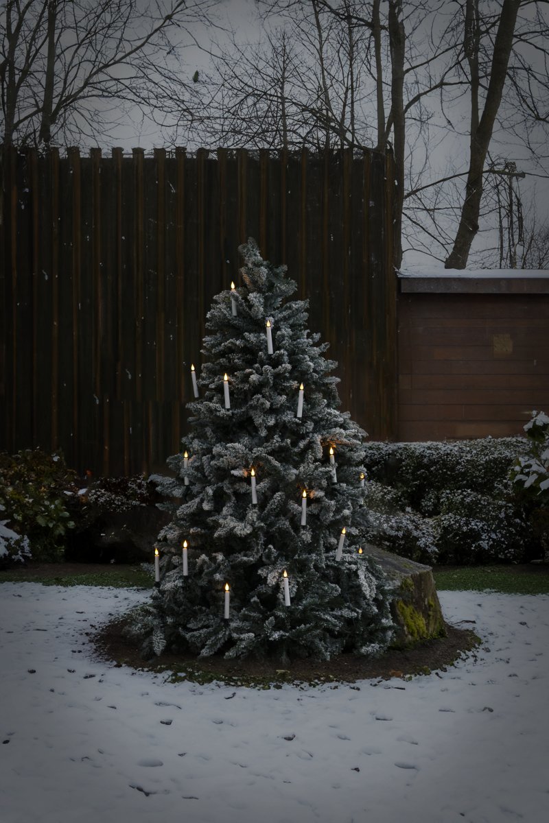 Guirlande lumineuse pour sapin blanc chaud 25LED 17m Vert De Konstsmide - Cr&eacute;ez un sapin de No&euml;l classique et f&eacute;&eacute;rique avec cette guirlande lumineuse.
