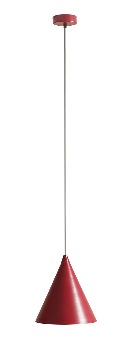 Form Ø24 Bourgogne suspension De Artera - Gr&acirc;ce &agrave; son design intemporel et &agrave; sa couleur subtile, la lampe s'int&egrave;gre parfaitement dans diff&eacute;rents styles d'int&eacute;rieur, tout en ajoutant une touche sophistiqu&eacute;e et moderne &agrave; la pi&egrave;ce.