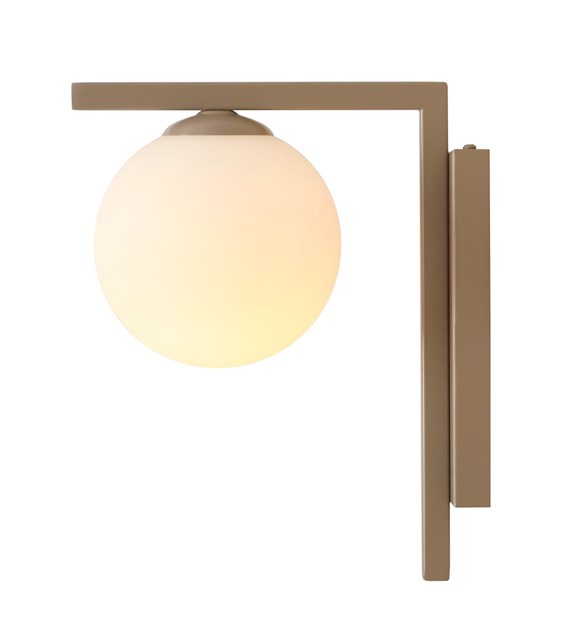  Zac 24cm Beige applique murale De Artera - L'applique murale Zac est fabriquée en métal dans un ton beige chaleureux et dotée d'un élégant abat-jour en verre blanc qui diffuse une lumière douce et agréable.