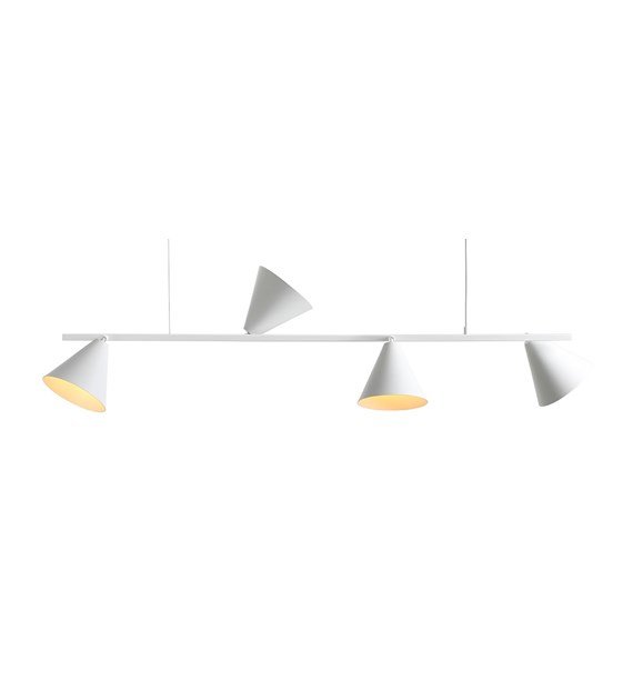Form 120cm Blanc suspension De Artera - Son design simple et géométrique en fait une solution d'éclairage polyvalente qui s'intègre à la plupart des styles d'intérieur tout en apportant une touche d'élégance moderne à la pièce.