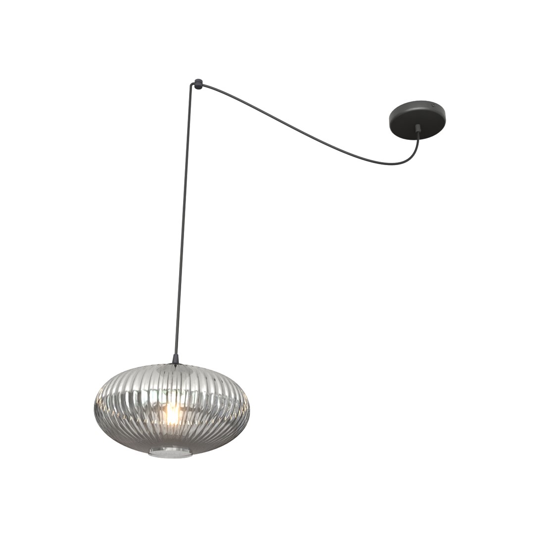 Origo Ø30 Couleur fumée suspension De Emibig Lighting - Le c&acirc;ble courb&eacute;, associ&eacute; &agrave; l'abat-jour en verre fum&eacute;, forme un ensemble harmonieux qui conf&egrave;re &agrave; la pi&egrave;ce une atmosph&egrave;re chaleureuse et accueillante.