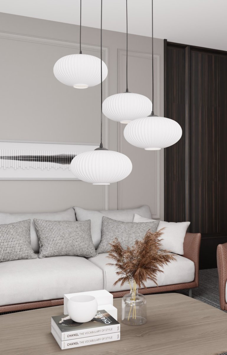 Coco Ø70 Blanc suspension De Emibig Lighting - Les &eacute;l&eacute;gants d&ocirc;mes en verre opale &eacute;mettent une lumi&egrave;re non &eacute;blouissante qui conf&egrave;re &agrave; la pi&egrave;ce une atmosph&egrave;re l&eacute;g&egrave;re et douce.