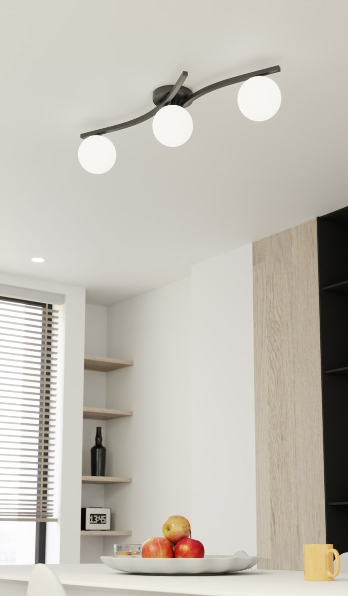 Opus 84cm Blanc plafonnier De Emibig Lighting - La forme simple et les coupoles en verre opale conf&egrave;rent &agrave; la pi&egrave;ce douceur et l&eacute;g&egrave;ret&eacute;, tandis que la lampe diffuse une lumi&egrave;re agr&eacute;able et diffuse.