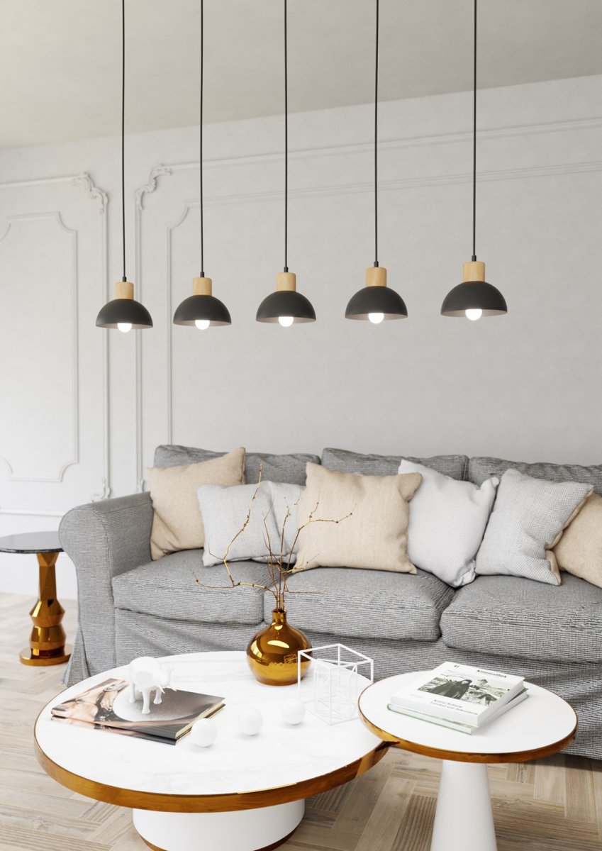 Seco 116cm Noir suspension De Emibig Lighting - Parfait pour les salons, les salles &agrave; manger ou les cuisines &ndash; Seco cr&eacute;e une harmonie et une atmosph&egrave;re nordique chaleureuse dans la pi&egrave;ce.