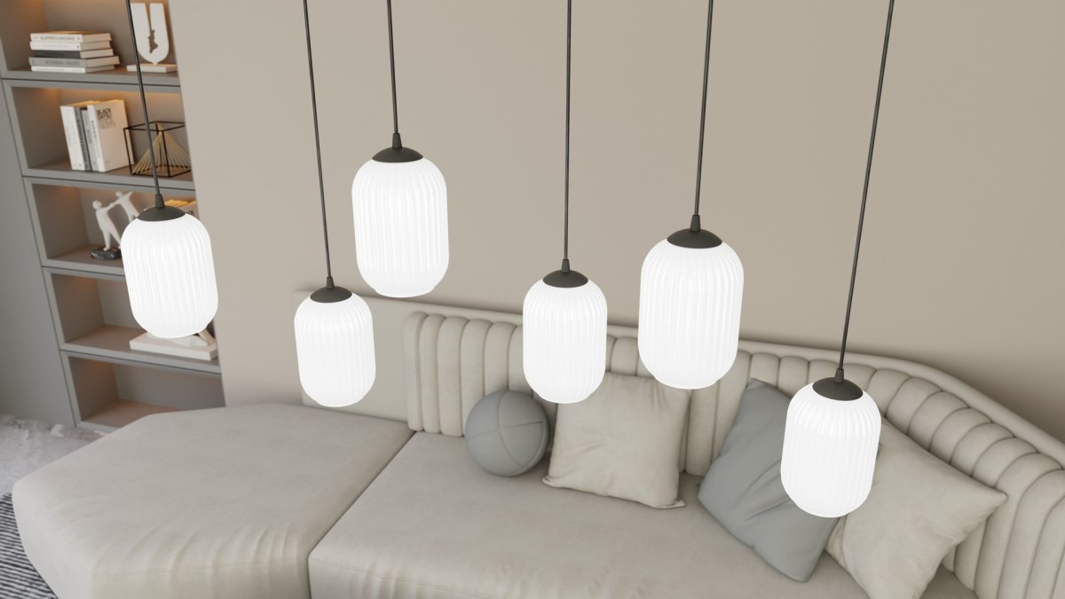 Verdi 115cm Blanc suspension De Emibig Lighting - Verdi s'int&egrave;gre parfaitement dans les int&eacute;rieurs modernes et &eacute;l&eacute;gants et diffuse une lumi&egrave;re douce et agr&eacute;able - id&eacute;ale pour les salons, les salles &agrave; manger ou les espaces publics.
