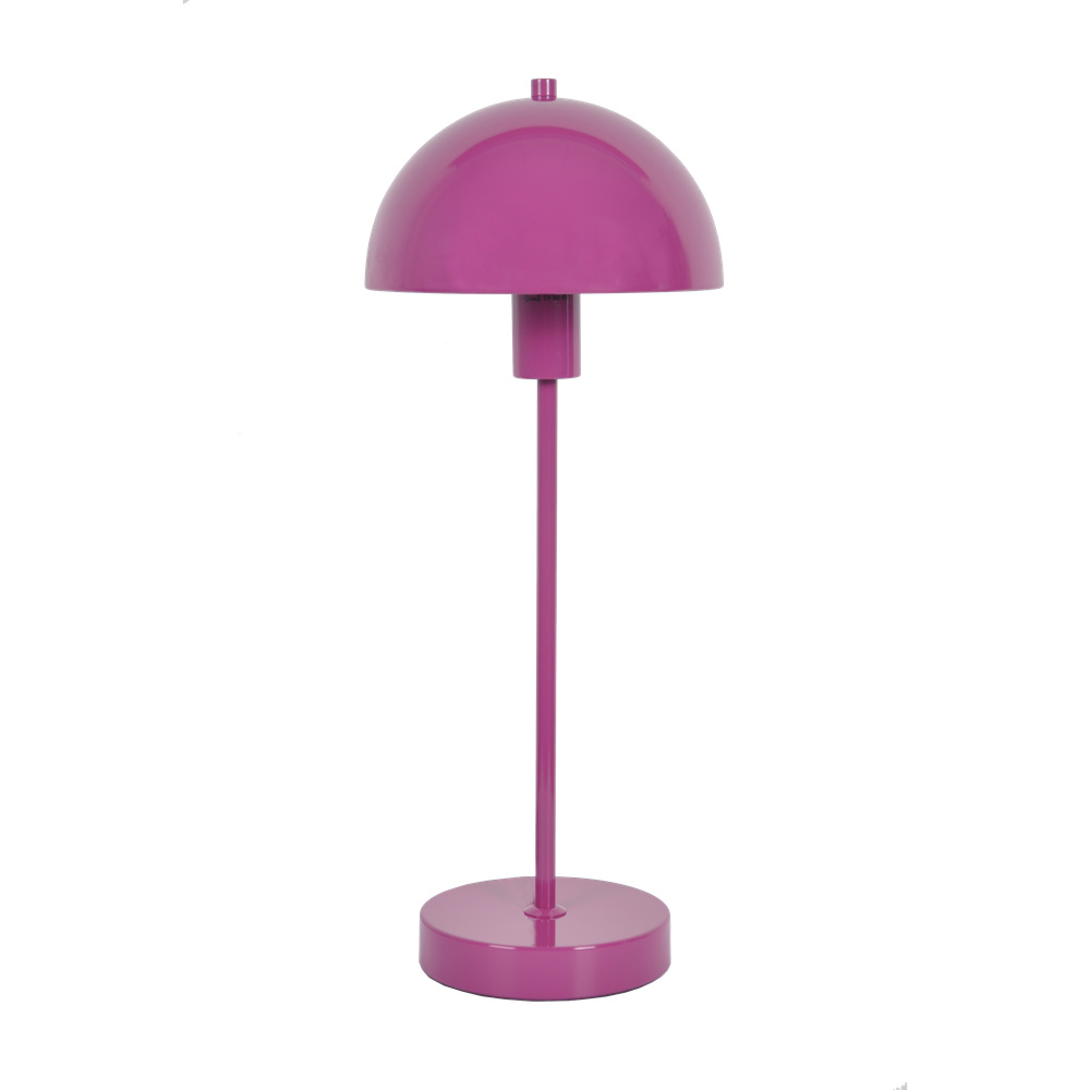 Vienda 48cm Violet lampe de table De Herstal - La lampe de table Vienda avec son design classique et &eacute;l&eacute;gant permet une utilisation &agrave; long terme dans le salon.