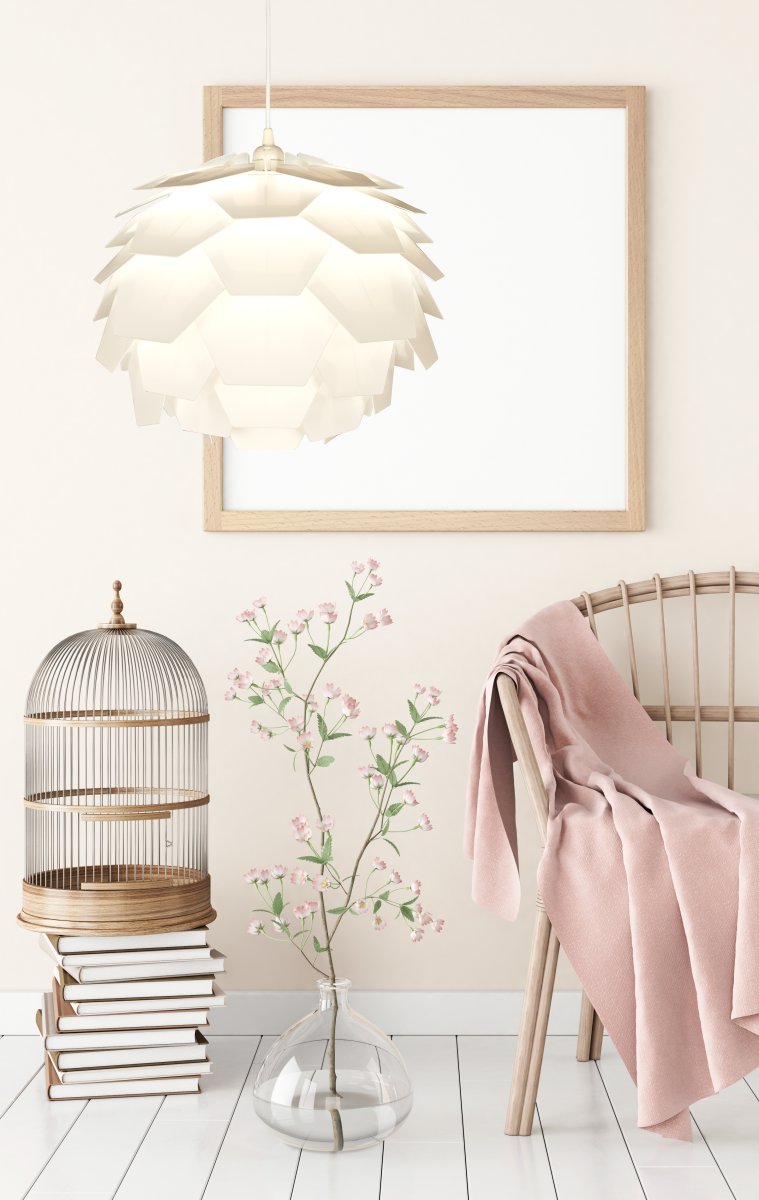 Carpatica Ø40 Blanc suspension De Aneta Lighting - Le plafonnier est en plastique blanc pour suspension par crochet et est équipé d'une bande de serrage.